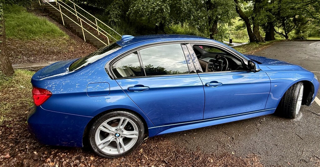 BMW 3 Series Saloon 2.0 318Dm Sport1owner35tax-fsh-nav-2kys- CT17FCY Blue #4
