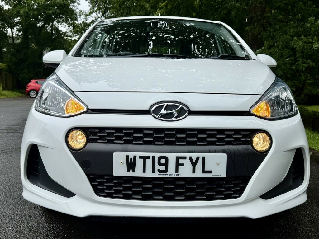 Hyundai I10 Hatchback 1.2 I10se 10K-2keys-dab-bt-fk White #2