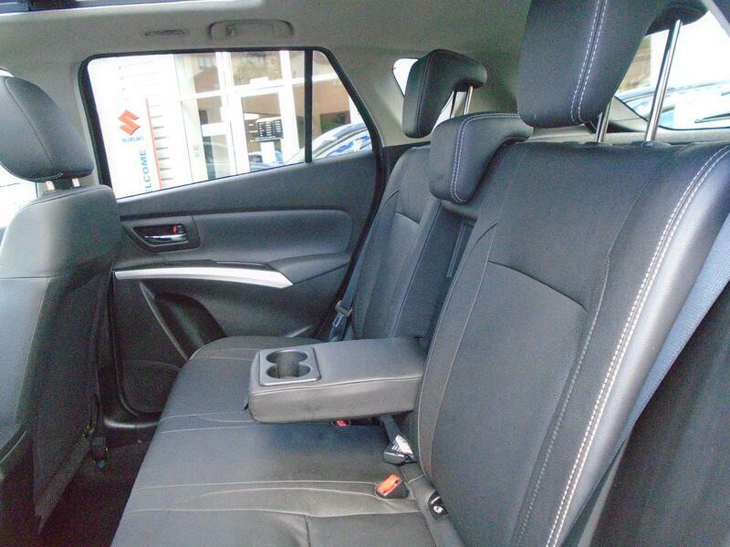 Suzuki SX4 S Cross Hatchback Blue #34