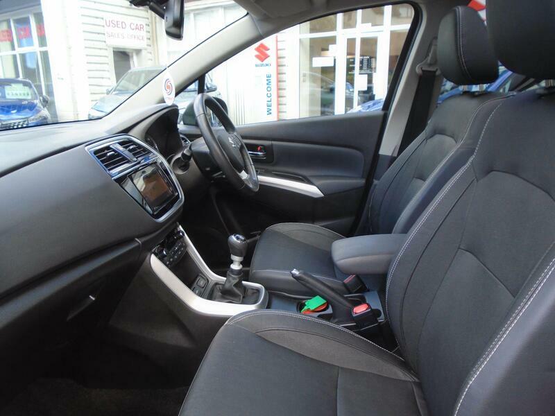 Suzuki SX4 S Cross Hatchback Blue #30