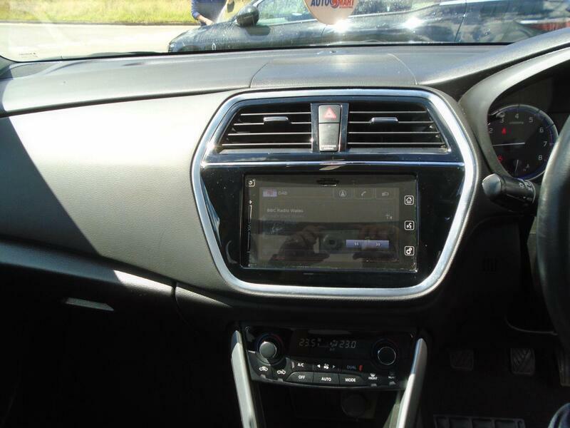Suzuki SX4 S Cross Hatchback Blue #41