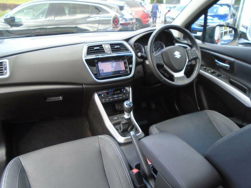 Suzuki SX4 S Cross Hatchback Blue #29