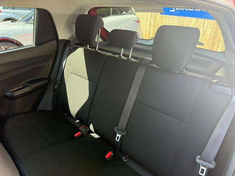 Suzuki Swift Mhev Motion Black #14