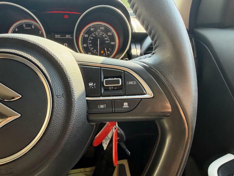 Suzuki Swift Mhev Motion Black #18
