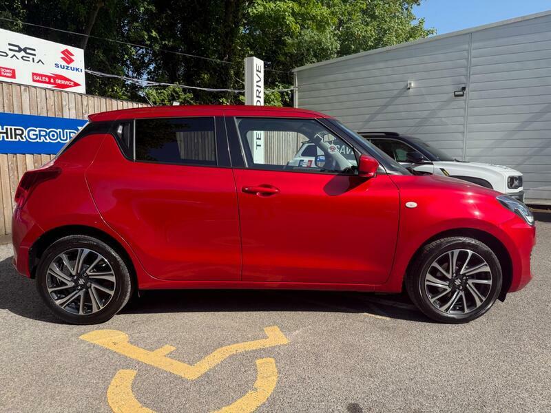 Suzuki Swift Mhev Motion Black #8