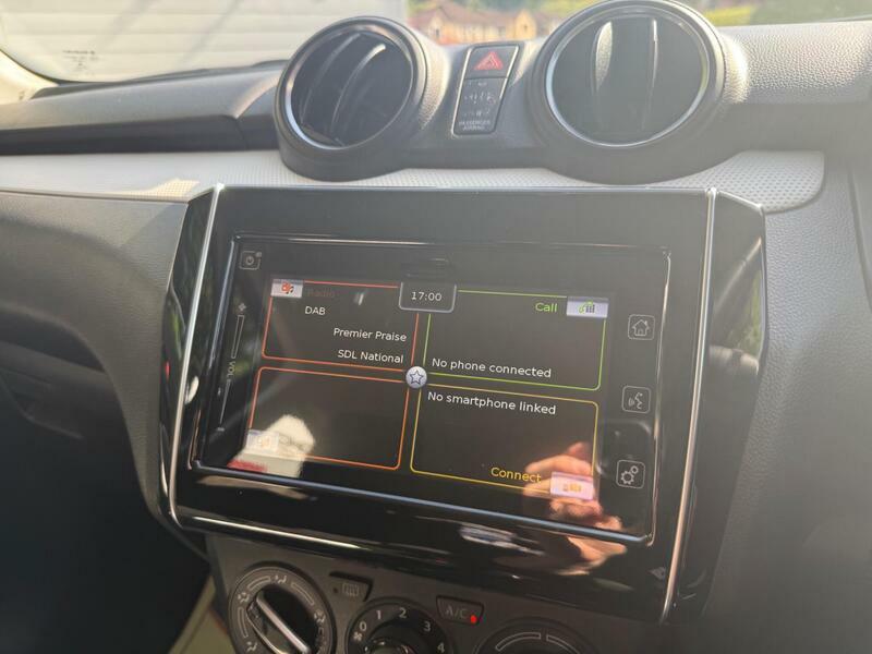 Suzuki Swift Mhev Motion Black #25