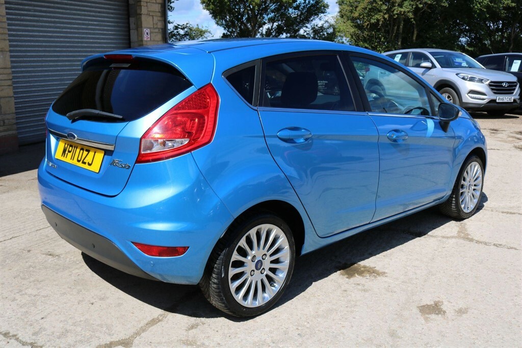 Ford Fiesta 1.4 Titanium WP11OZJ #6