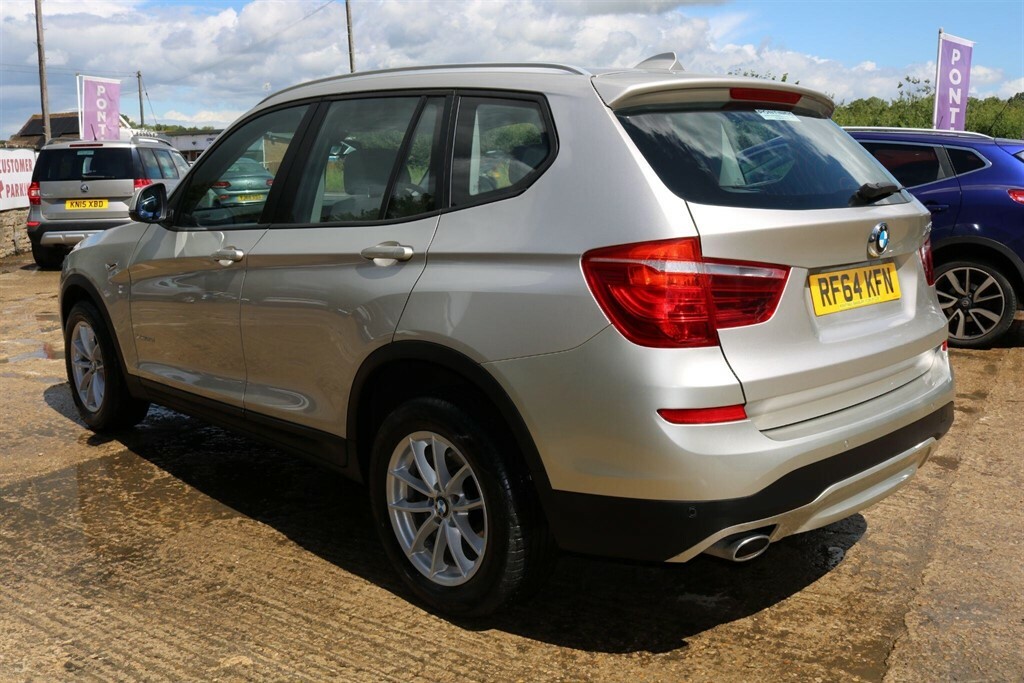 BMW X3 Estate White #10