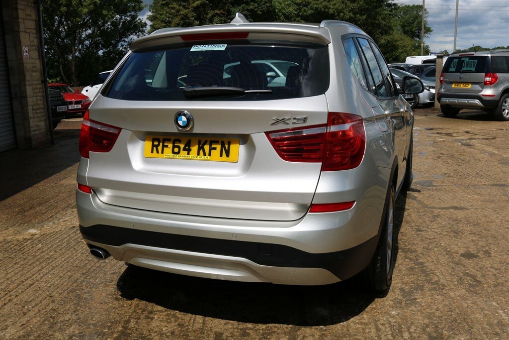 BMW X3 Estate White #7
