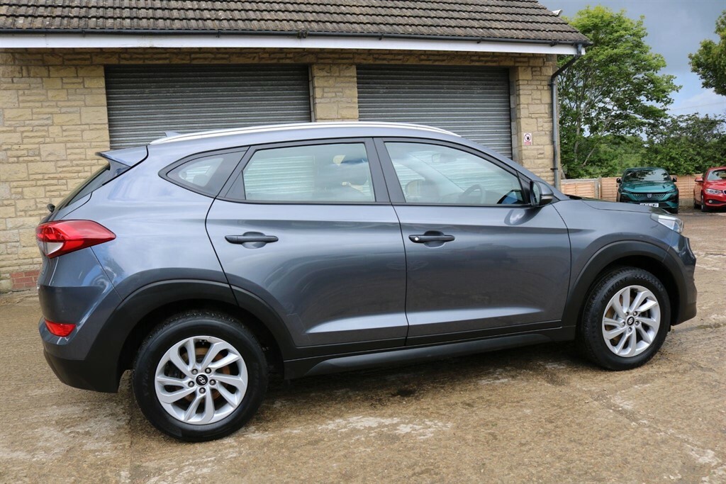 Hyundai Tucson 1.6 Gdi Blue Drive Se Nav Euro 6 Ss Grey #4