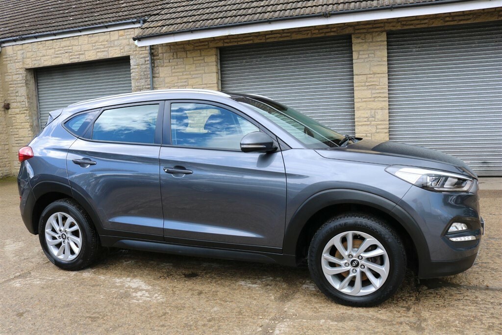 Hyundai Tucson 1.6 Gdi Blue Drive Se Nav Euro 6 Ss Grey #3