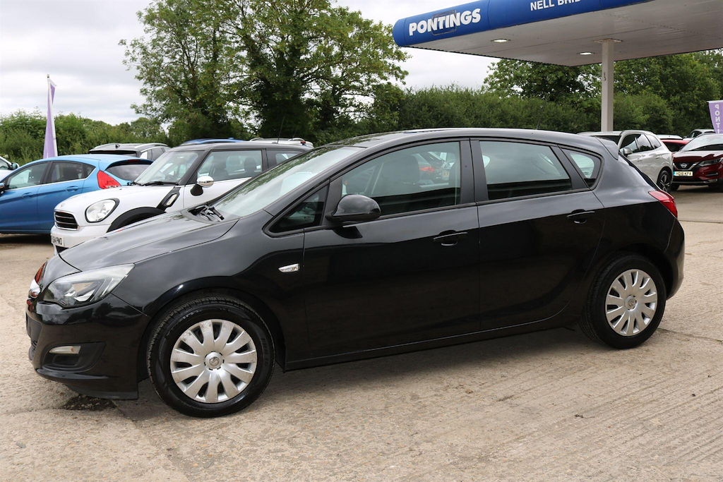 Vauxhall Astra 2.0L 2.0 Cdti Sri Euro 5 Black #12