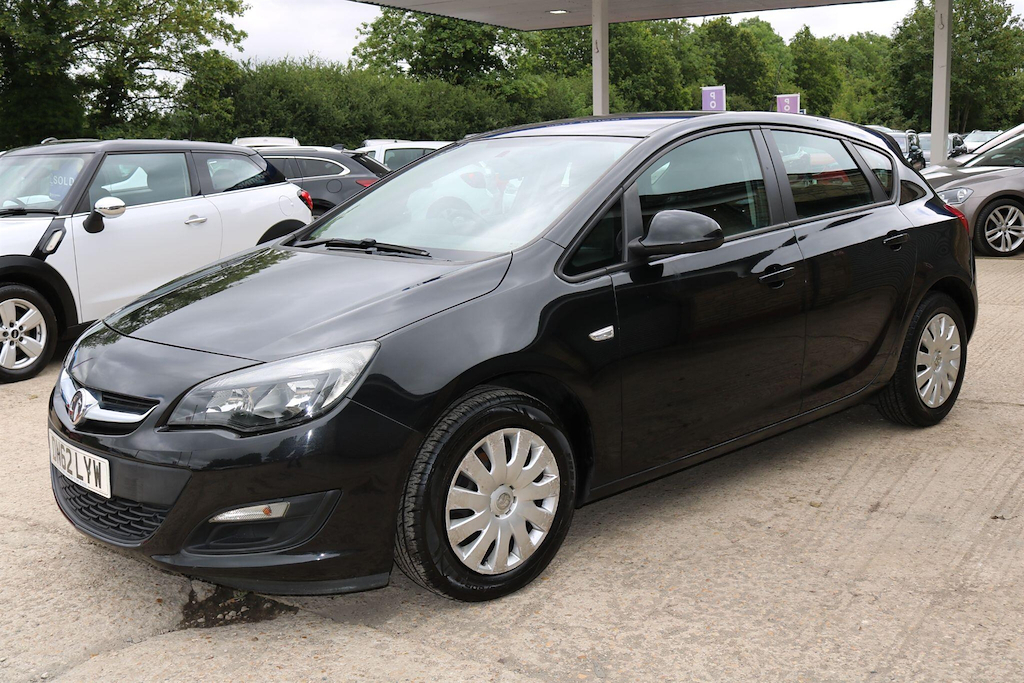 Vauxhall Astra 2.0L 2.0 Cdti Sri Euro 5 Black #13