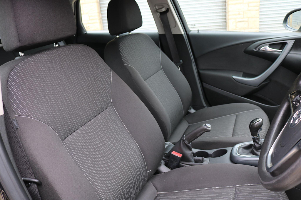 Vauxhall Astra 2.0L 2.0 Cdti Sri Euro 5 Black #17
