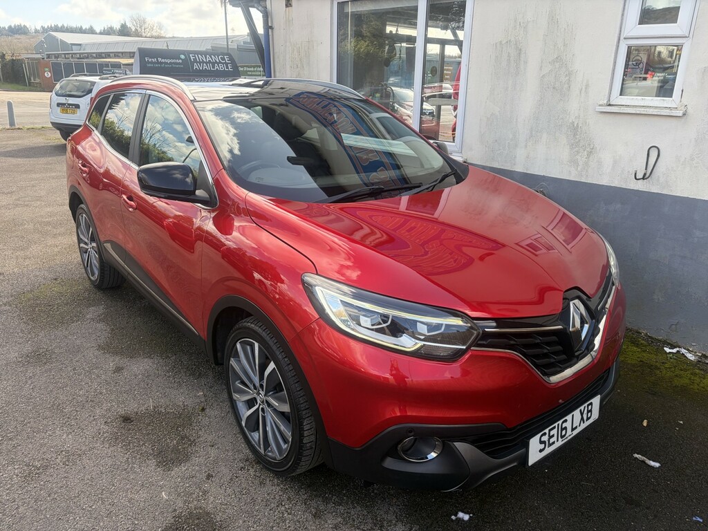 Renault Kadjar Suv 1.5 Signature Nav Dci 110 2016 Red