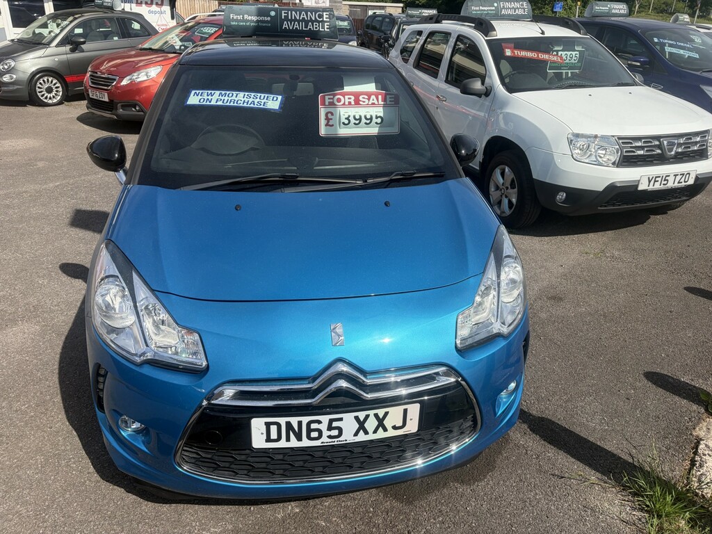DS DS 3 Hatchback 1.2 Puretech Dstyle Nav 2015 Blue #4