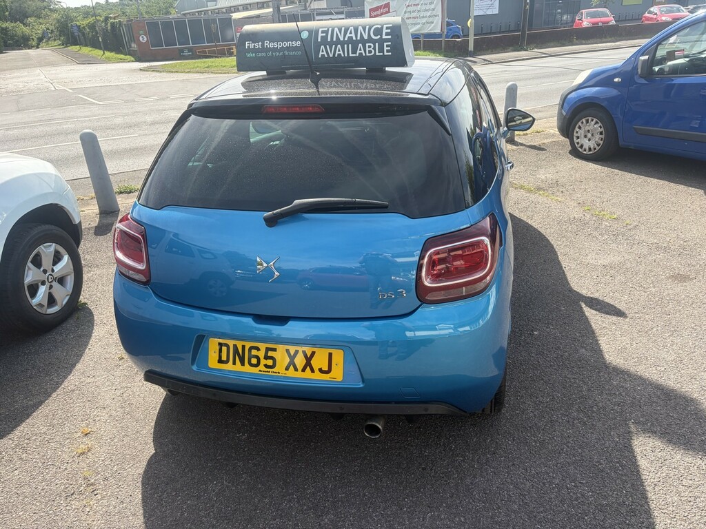 DS DS 3 Hatchback 1.2 Puretech Dstyle Nav 2015 Blue #5