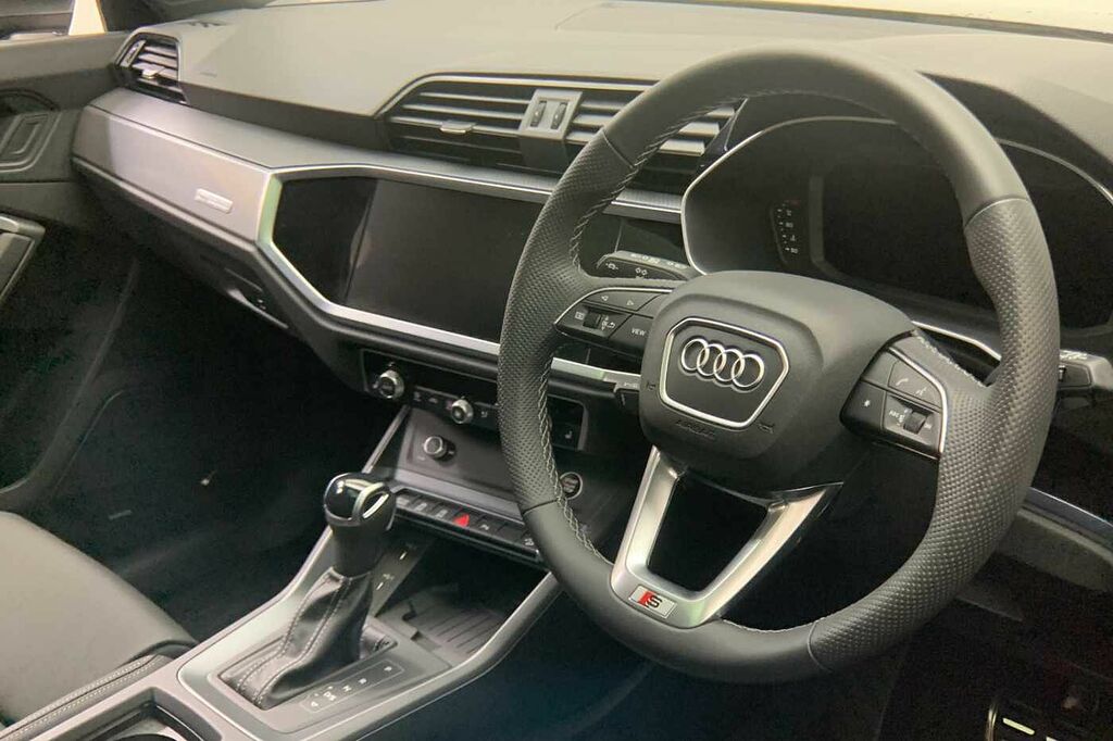 Audi Q3 S Line 35 Tfsi 150 Ps S Tronic - 2024 Grey #6
