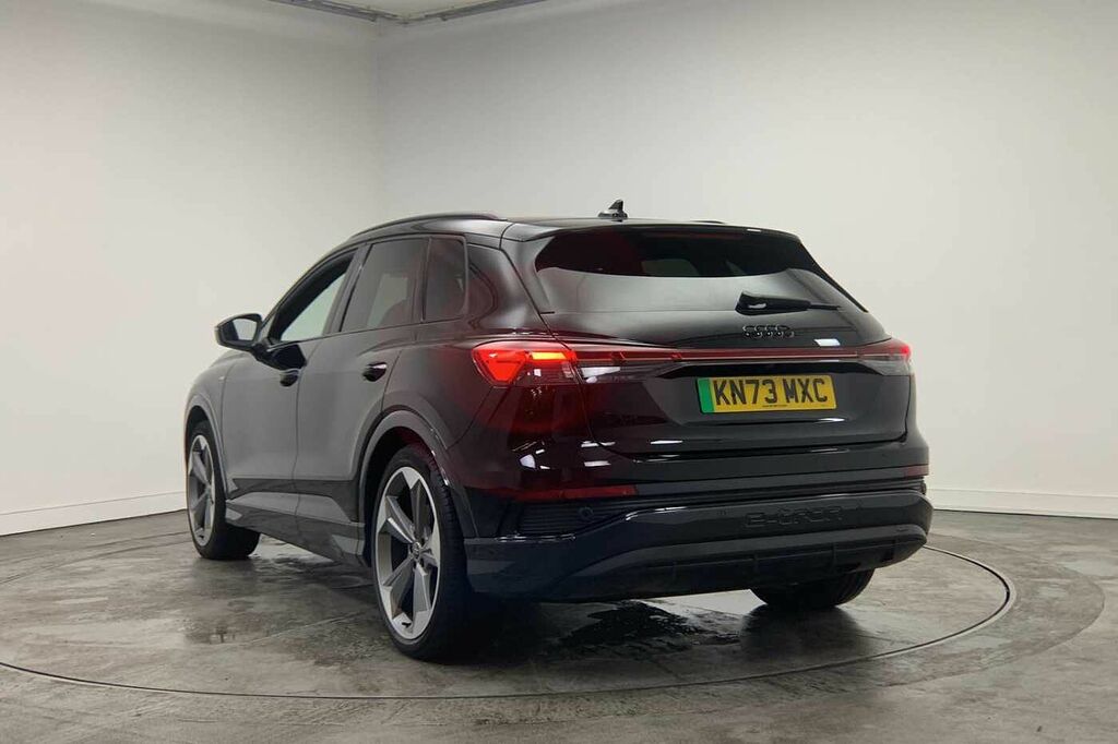 Audi Q4 E Tron Q4 S Black Edition 40 E-tron 150,00 Kw - 2023 KN73MXC Black #3