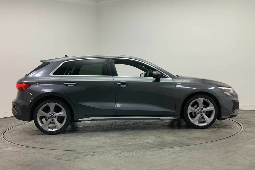 Audi A3 S Line 30 Tfsi 110 Ps 6-Speed - 2024 YC24VDA Grey #4