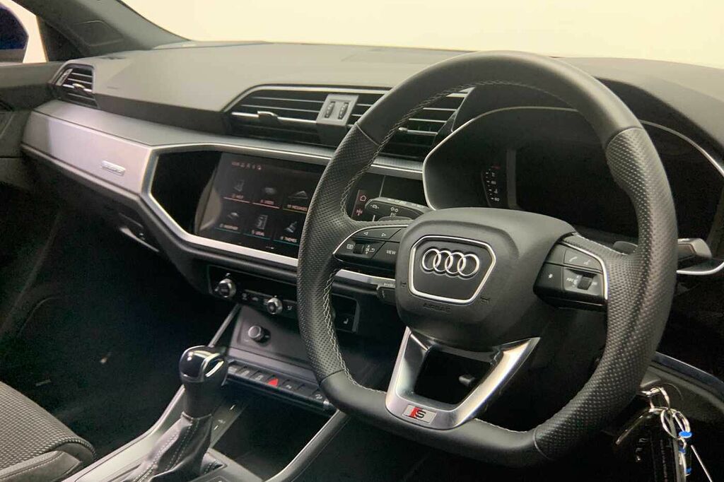 Audi Q3 S Line 40 Tfsi Quattro 190 Ps S Tronic - 2022 AF22ZFO Blue #6