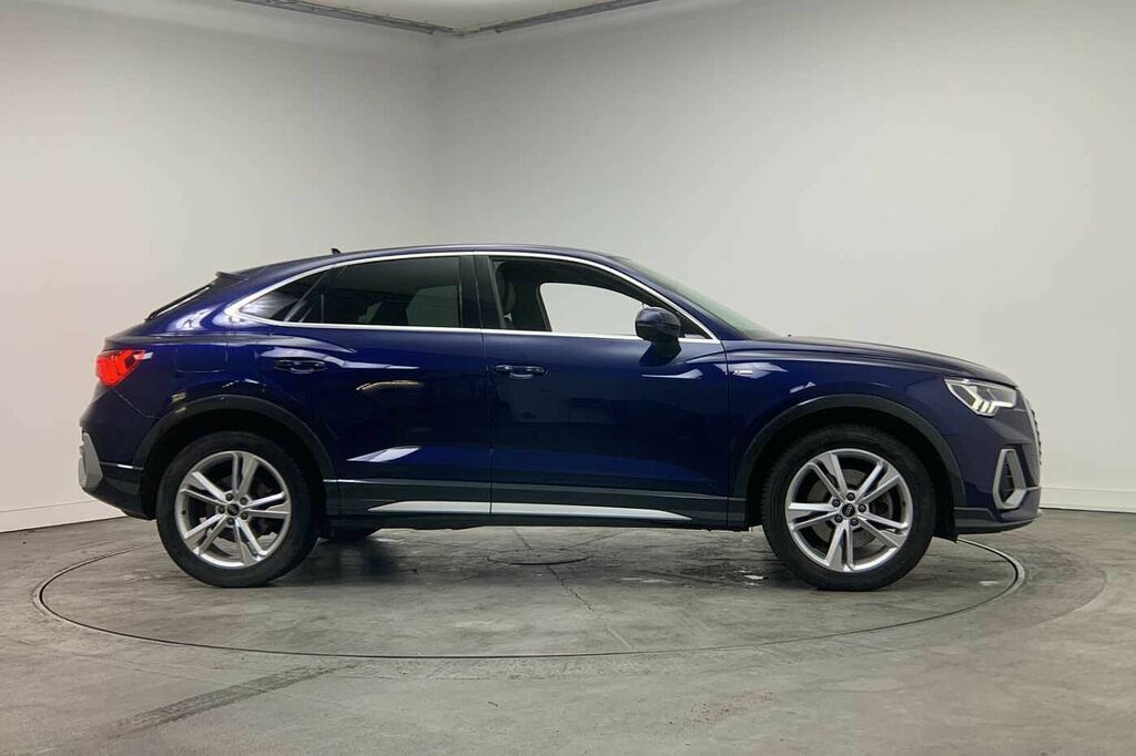 Audi Q3 S Line 40 Tfsi Quattro 190 Ps S Tronic - 2022 AF22ZFO Blue #4