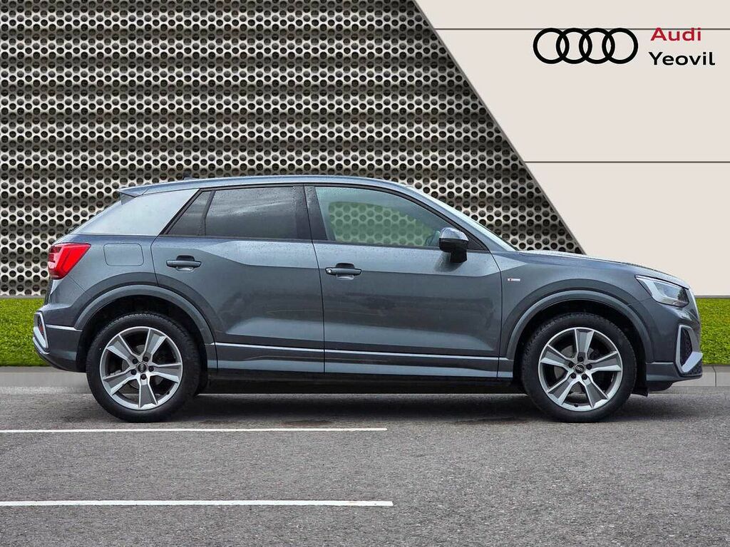 Audi Q2 S Line 35 Tfsi 150 Ps S Tronic - 2022 EJ72UZE Grey #4