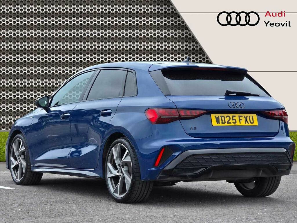 Audi A3 Black Edition 35 Tfsi 150 Ps S Tronic - 2025 WD25FXU Blue #3