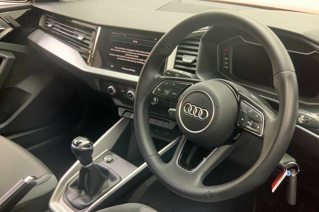 Audi A1 Sport 25 Tfsi 95 Ps 5-Speed - 2022 HJ22UXF Red #5