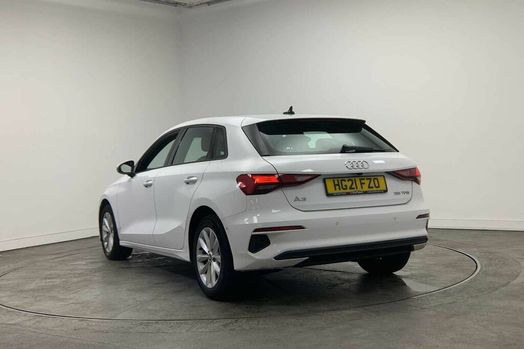 Audi A3 Technik 35 Tfsi 150 Ps S Tronic - 2021 HG21FZO White #3