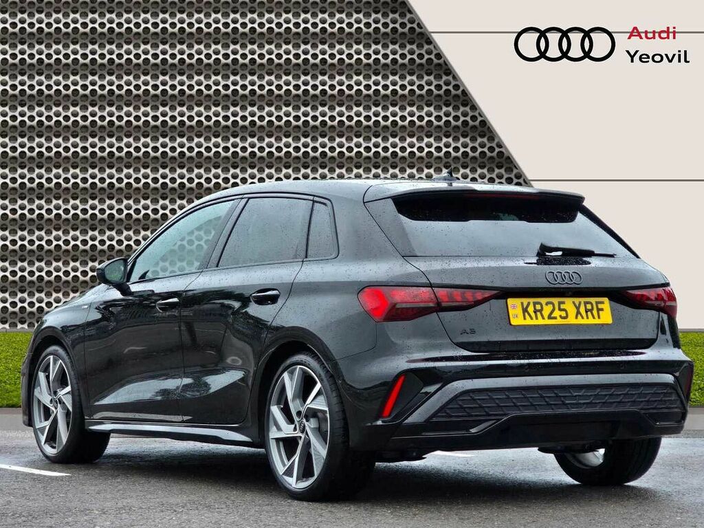 Audi A3 Black Edition 35 Tfsi 150 Ps S Tronic - 2025 KR25XRF Black #3