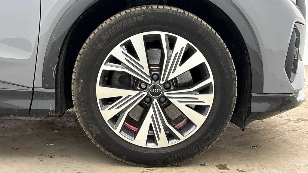 Audi Q4 E Tron Q4 O Sport 40 E-tron 150,00 Kw - 2023 YM73PMU Grey #5