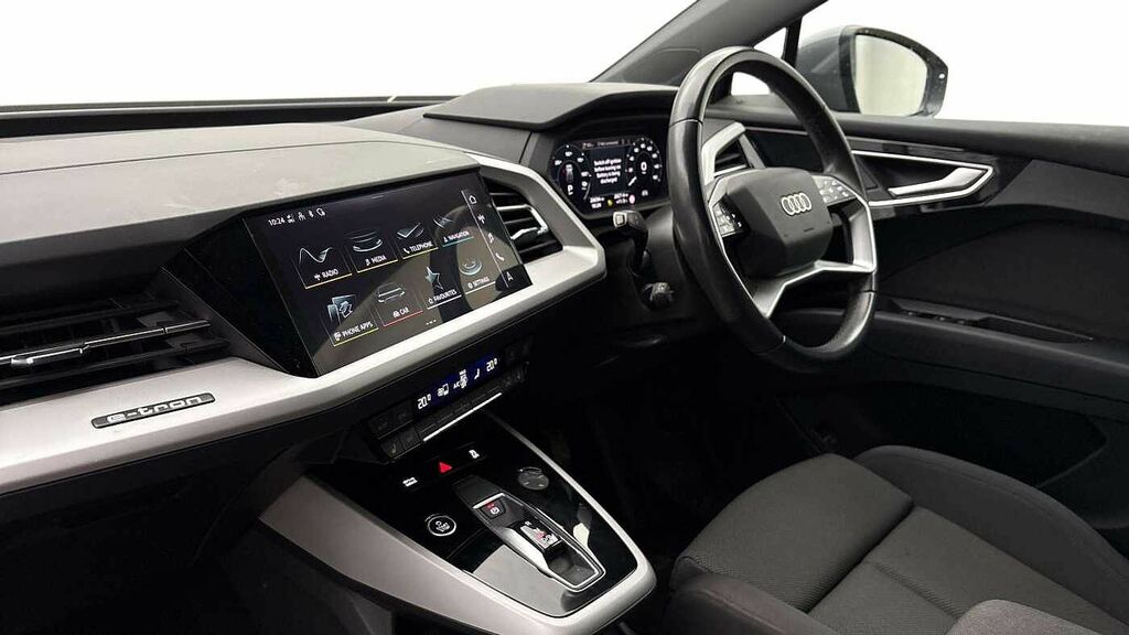 Audi Q4 E Tron Q4 O Sport 40 E-tron 150,00 Kw - 2023 YM73PMU Grey #2