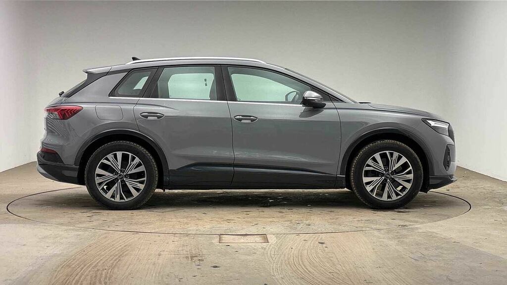 Audi Q4 E Tron Q4 O Sport 40 E-tron 150,00 Kw - 2023 YM73PMU Grey #4