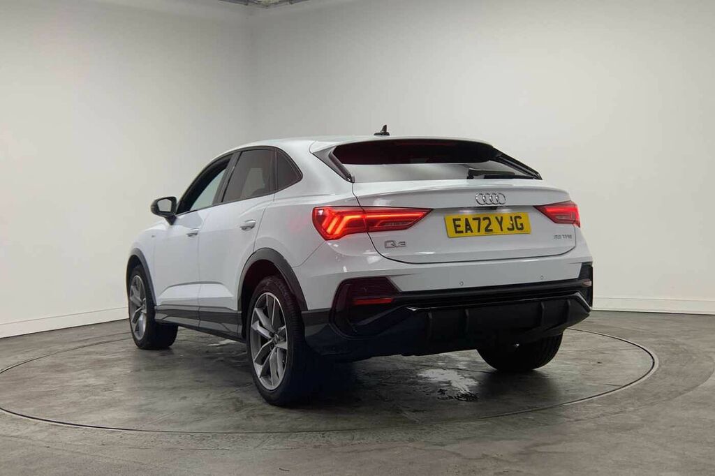 Audi Q3 Black Edition 35 Tfsi 150 Ps S Tronic - 2022 EA72YJG White #3