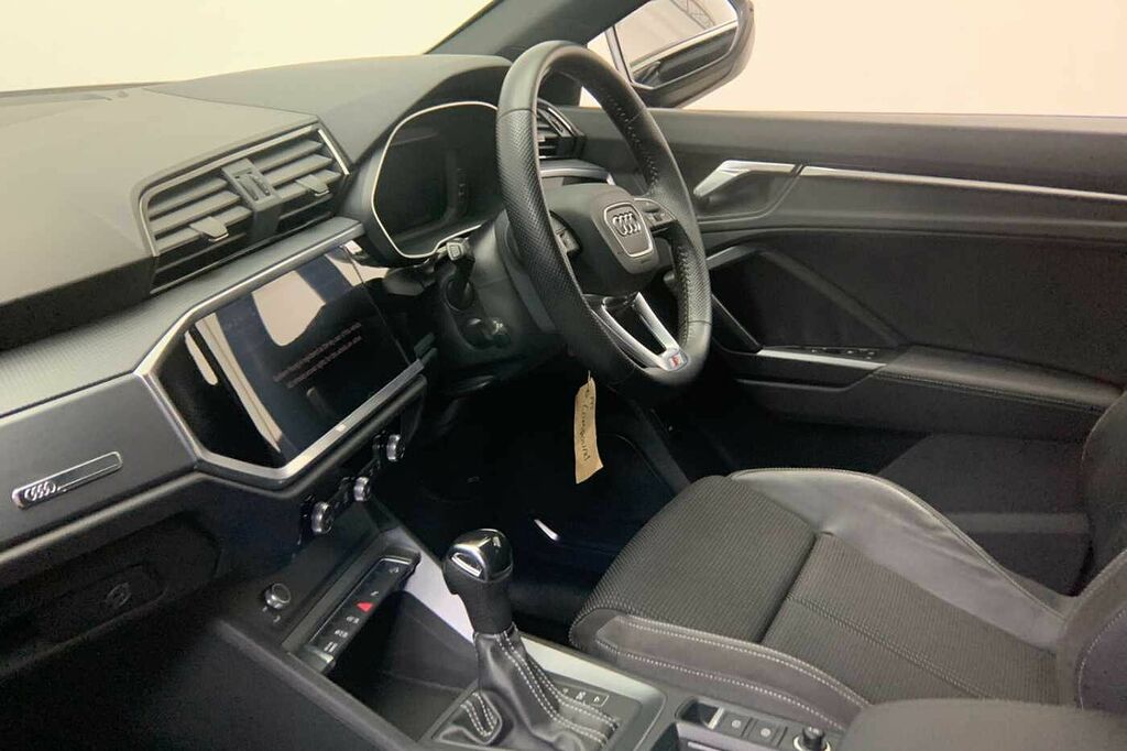 Audi Q3 S Line 35 Tfsi 150 Ps S Tronic - 2020 WV70DLO Grey #2