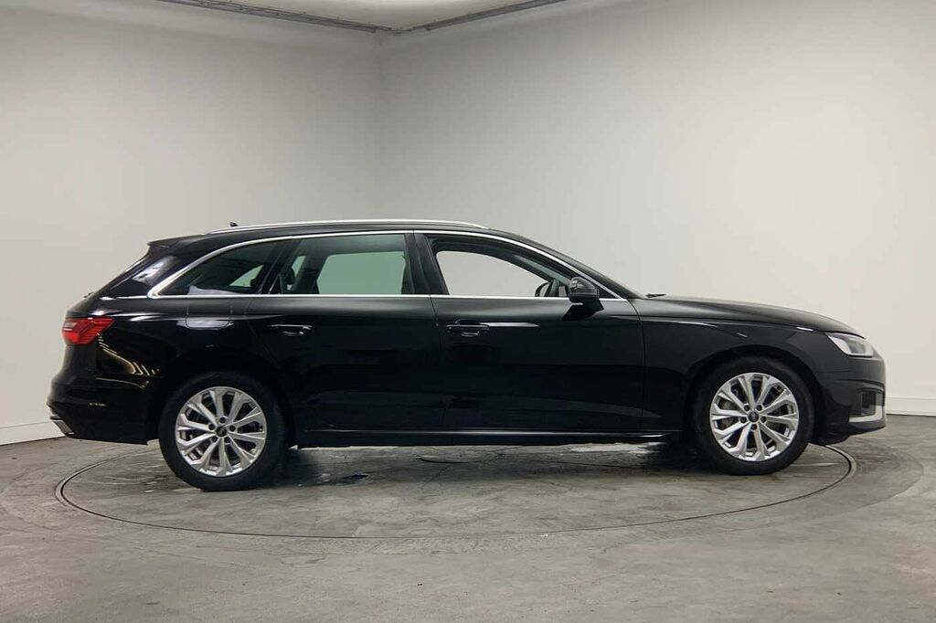 Audi A4 Avant Avant Sport 40 Tdi Quattro 204 Ps S Tronic - 2024 Black #4