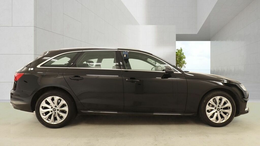 Audi A4 Avant Avant Sport 40 Tdi Quattro 204 Ps S Tronic - 2024 Black #6