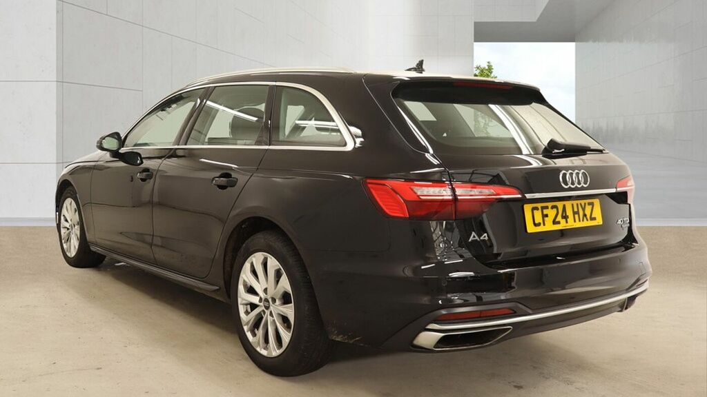 Audi A4 Avant Avant Sport 40 Tdi Quattro 204 Ps S Tronic - 2024 Black #4