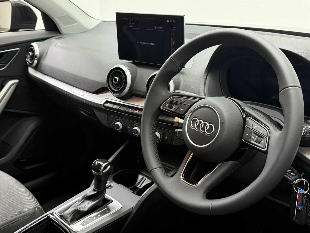 Audi Q2 Sport 35 Tfsi 150 Ps S Tronic Grey #6
