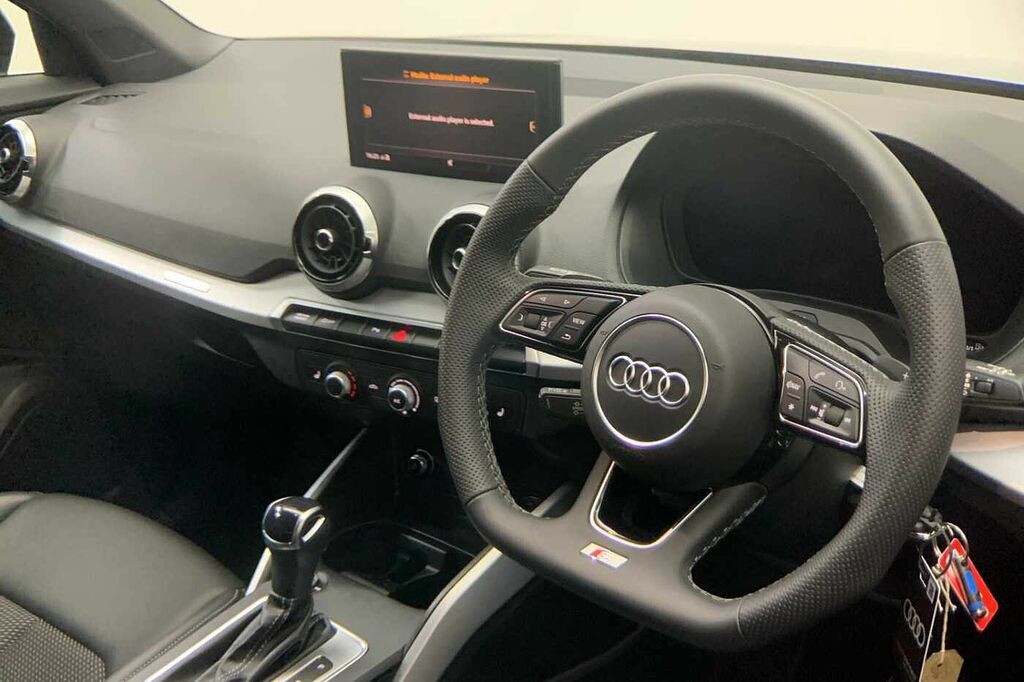 Audi Q2 Black Edition 35 Tfsi 150 Ps S Tronic - 2023 ML23XZG Blue #6