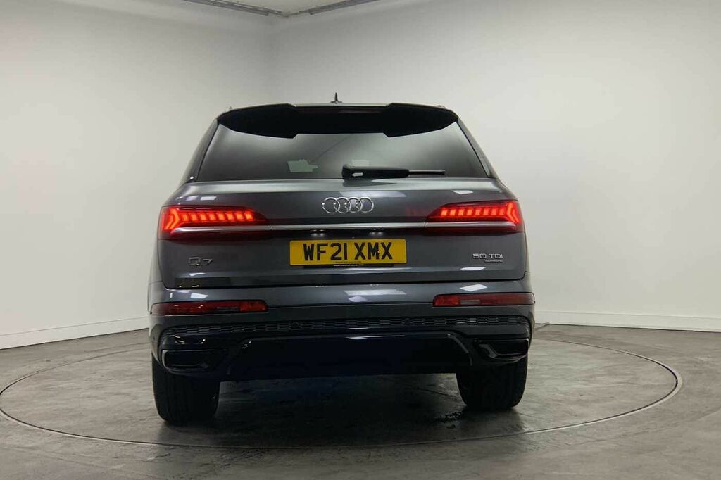 Audi Q7 3.0 Tdi V6 50 Black Edition Suv Tiptron Black #11