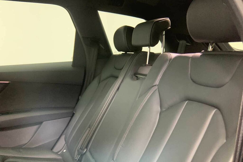 Audi Q7 3.0 Tdi V6 50 Black Edition Suv Tiptron Black #10