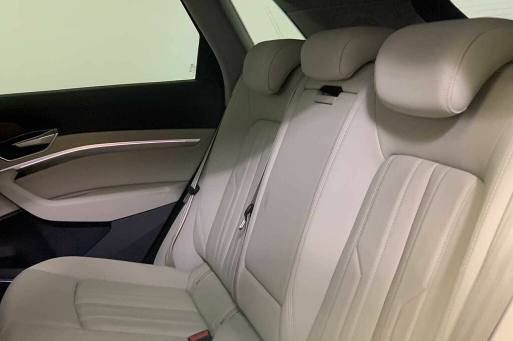 Audi E-tron Technik 50 Quattro 230,00 Kw Grey #6