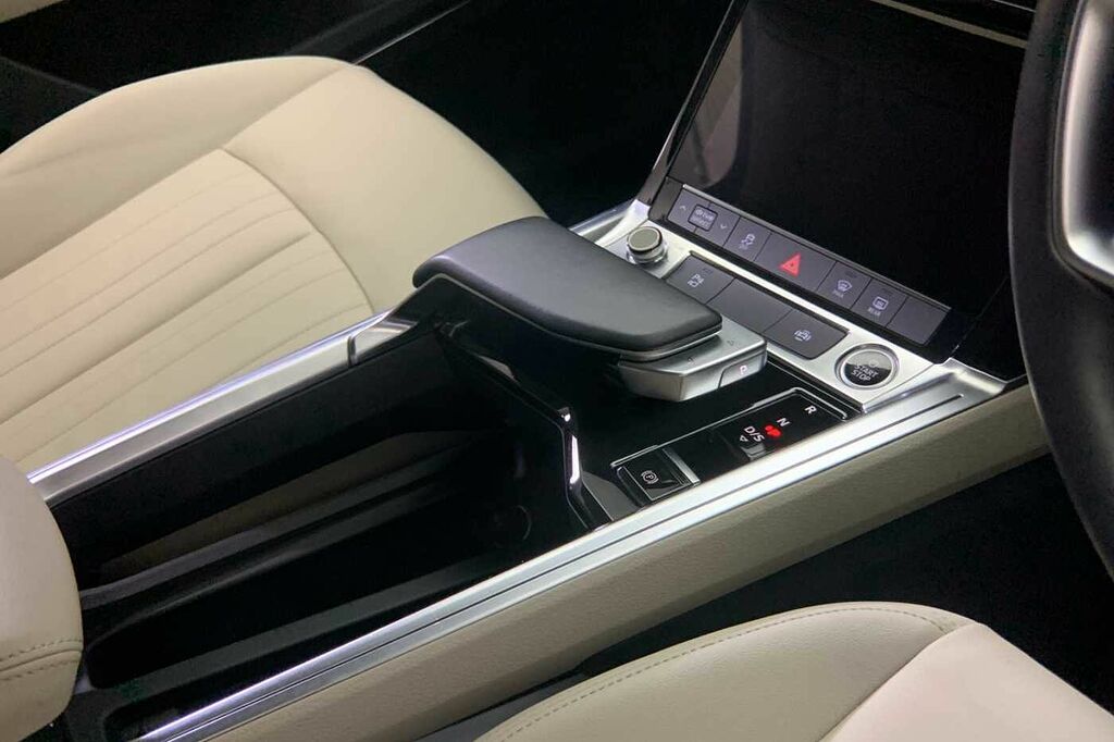 Audi E-tron Technik 50 Quattro 230,00 Kw Grey #4