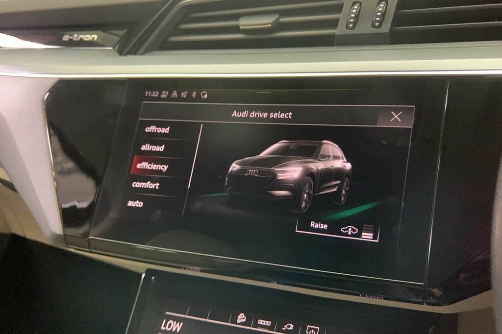 Audi E-tron Technik 50 Quattro 23000 Kw Black #18