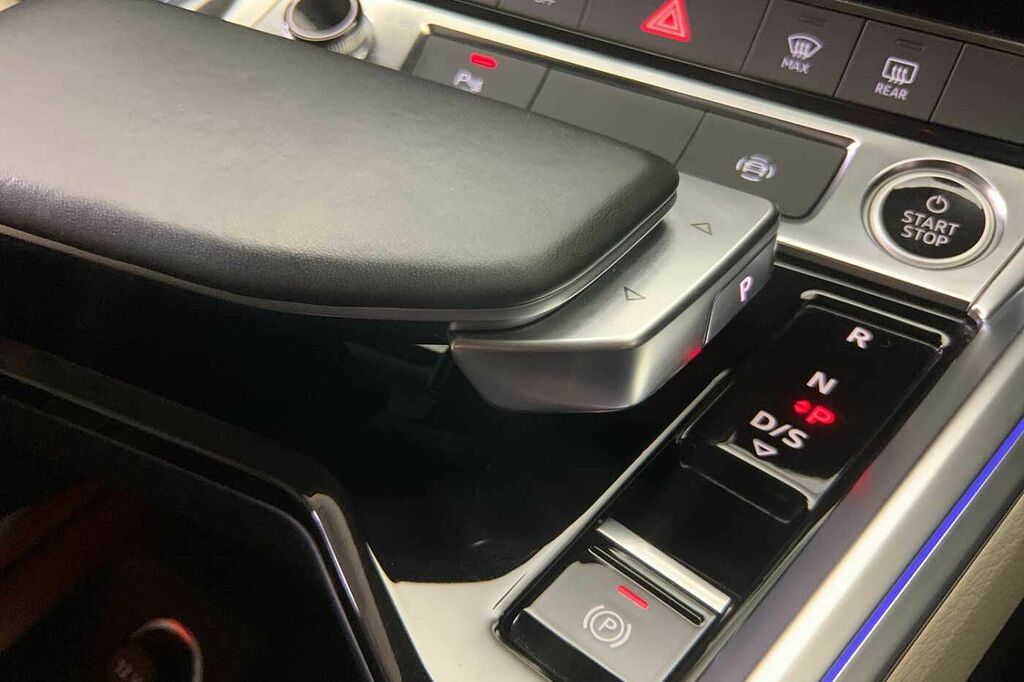 Audi E-tron Technik 50 Quattro 23000 Kw Black #23