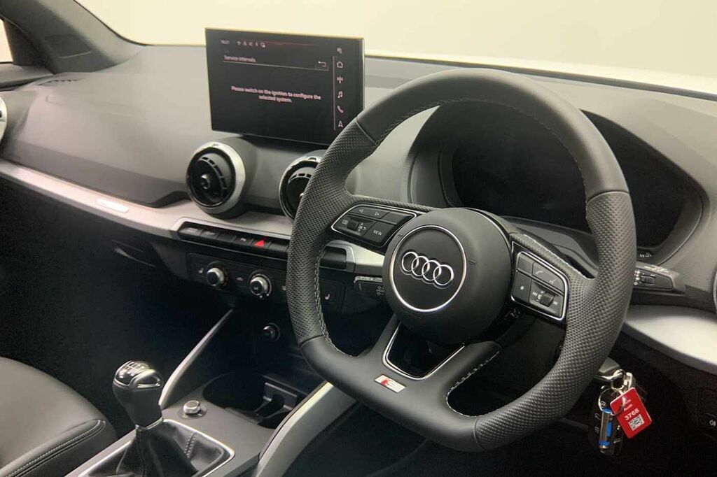 Audi Q2 Black Edition 30 Tfsi 116 Ps 6-Speed - 2025 White #6