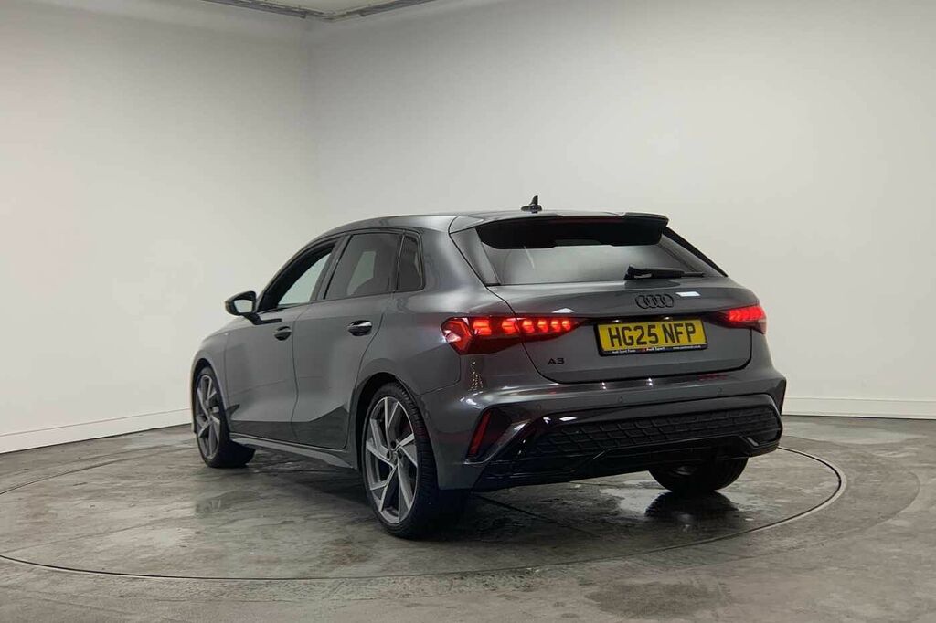 Audi A3 Black Edition 35 Tfsi 150 Ps S Tronic Grey #3