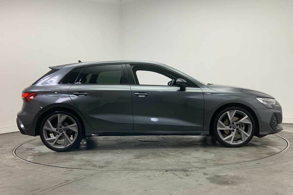 Audi A3 Black Edition 35 Tfsi 150 Ps S Tronic Grey #4